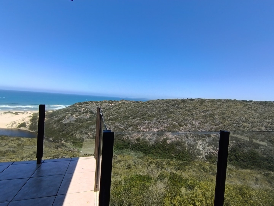 6 Bedroom Property for Sale in Moquini Coastal Estate Western Cape